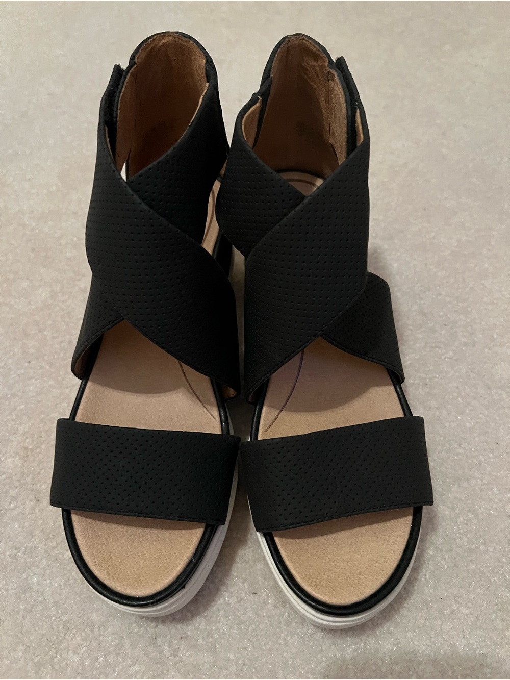 Black Women's Dr Scholl’s Crisscross Casual Sandals with white platform